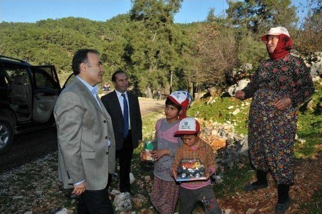 Vali Altıparmak, Alakır Vadisi’nde İncelemelerde Bulundu