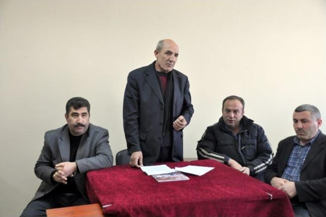 T&uuml;rkiye Yol-iş Sendika &Uuml;yelerinden Protesto Alkışı