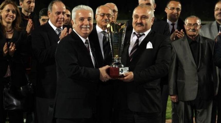 &Ccedil;ukurova Belediye Başkanlığı Koşusu&rsquo;nu Sylvanas Kazandı