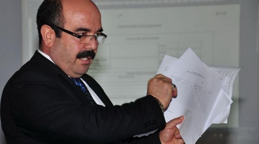 Dernekler M&uuml;d&uuml;r&uuml; Kurtoğlu: Eski D&uuml;zen Makbuz Basmayın