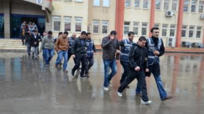 Hara&ccedil; Isteyen Mafyayı Şikayet Eden Yasa Dışı Bahis &Ccedil;etesi &Ccedil;&ouml;kertildi