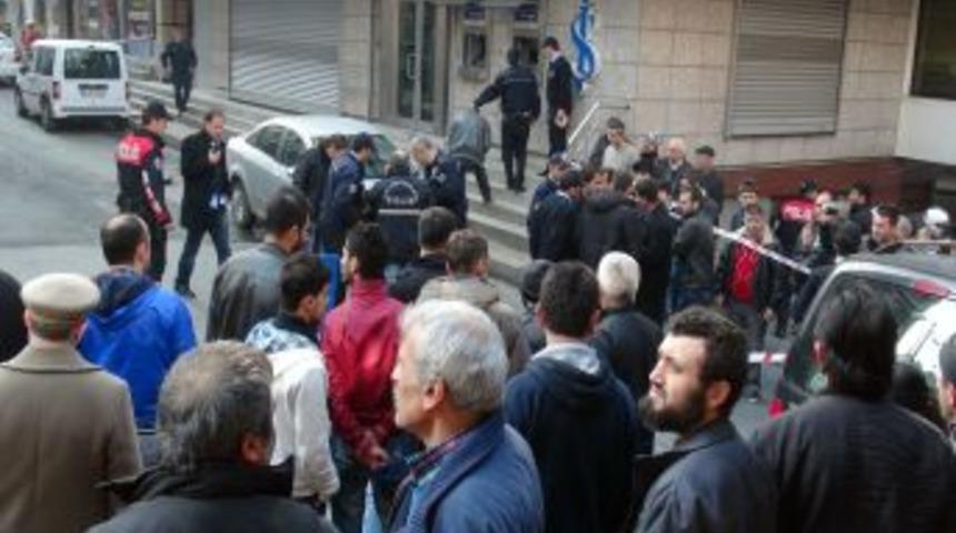 Arsa Anlaşmazlığında Kan Aktı: 1 &Ouml;l&uuml; 3 Yaralı