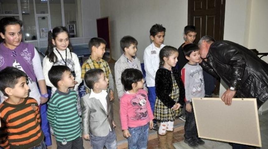 Konuşma Bozukluğu Eğitimi Alan &Ccedil;ocuklar İ&ccedil;in 'konuşma Bayramı' D&uuml;zenlendi