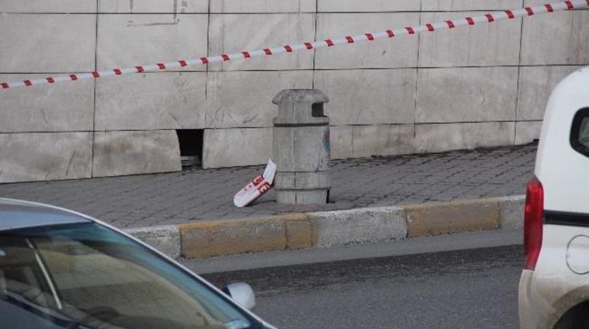 Ş&uuml;pheli Paketten &Ccedil;ocuk Ayakkabısı &Ccedil;ıktı