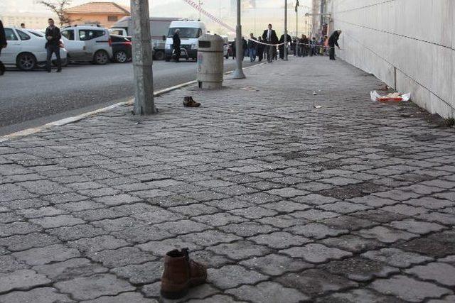 Şüpheli Paketten Çocuk Ayakkabısı Çıktı