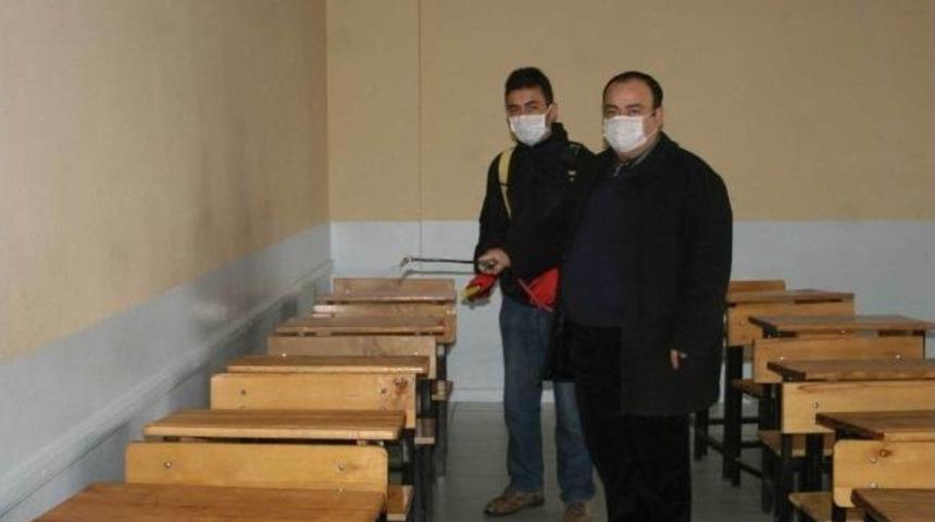 Altınova&rsquo;da Toplu Yaşam Alanları Dezenfekte Edildi