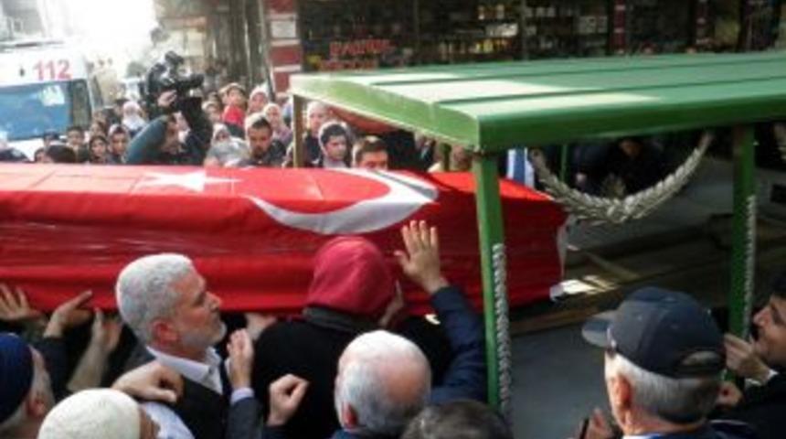 Şehit Er Son Yolculuğuna Uğurlandı