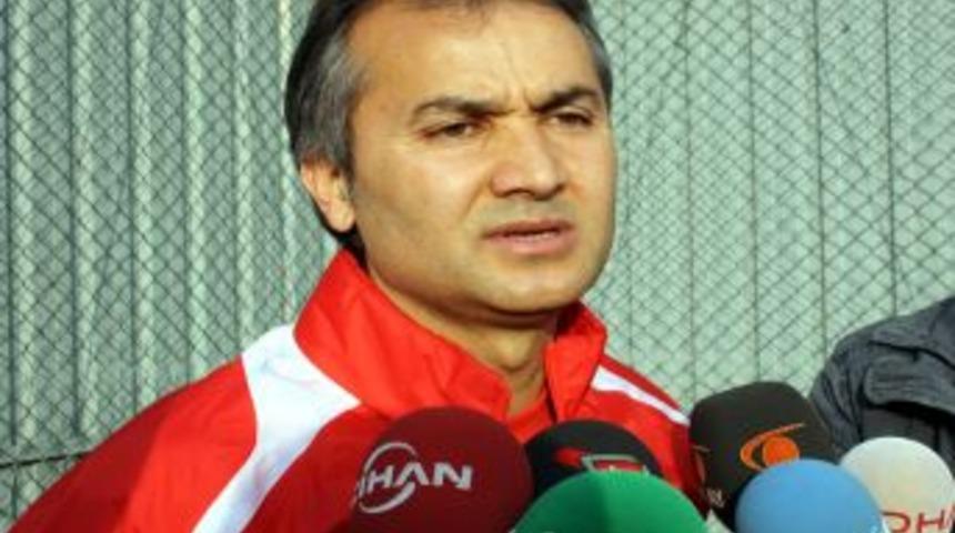 Ersel Uzgur: Bursaspor Taraftarının &Ouml;zlediği Puanları Almak Istiyoruz