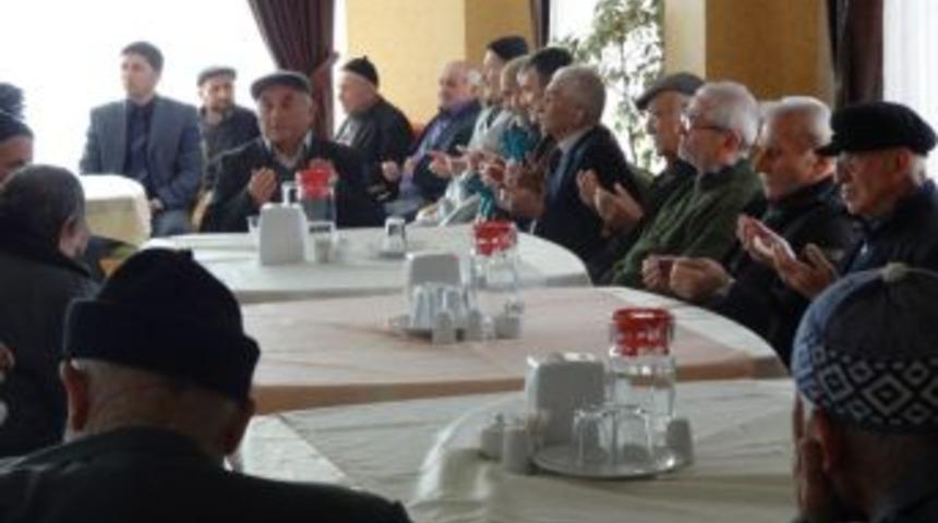 Huzurevinde Kur'an-ı Kerim Tilaveti