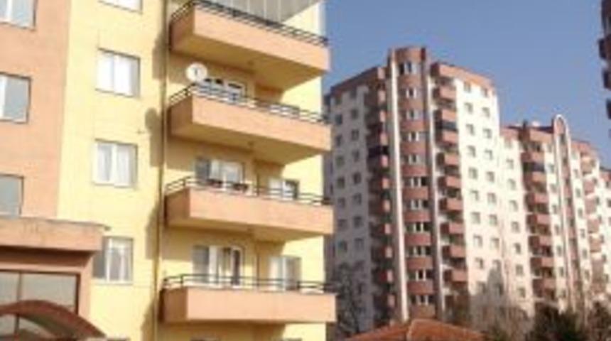 Borsa Uzmanı, Yedinci Kattan D&uuml;şerek Hayatını Kaybetti