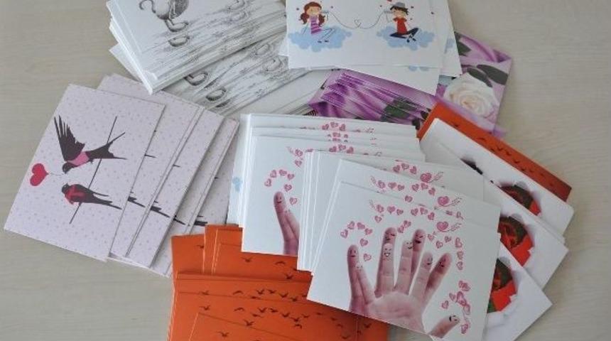 Kartlar Ptt'den, G&ouml;ndermesi Sevgiliden