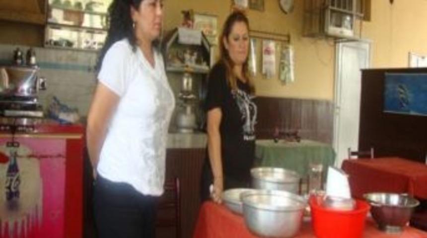 Kadın &Ccedil;ift&ccedil;iler Tarımsal Konularda Eğitiliyor