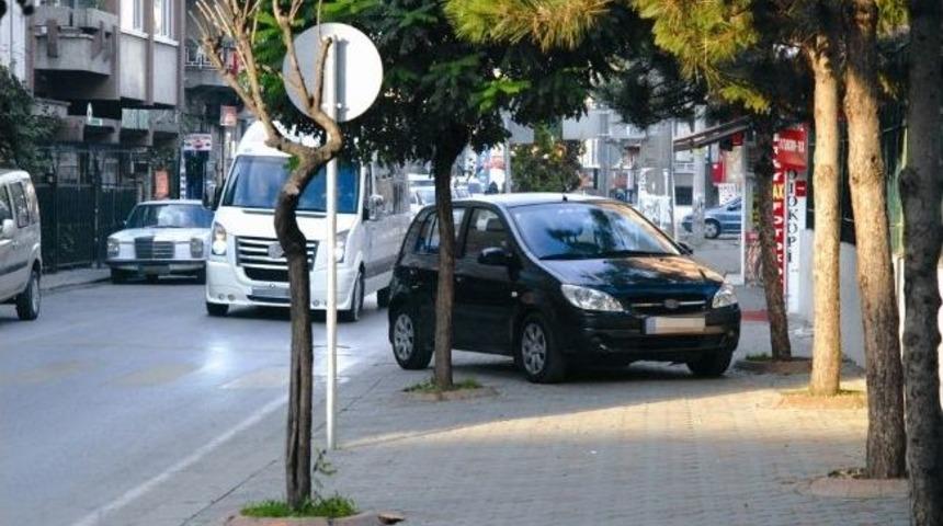 Sakarya B&uuml;y&uuml;kşehir Belediyesi Zabıta Daire Başkanı Yusuf T&uuml;rkhan Uyardı: