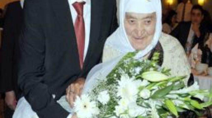 Eskiden Aylar S&uuml;ren Yaşlı, &Ouml;z&uuml;rl&uuml; Maaşları Bir G&uuml;nde Bağlanıyor