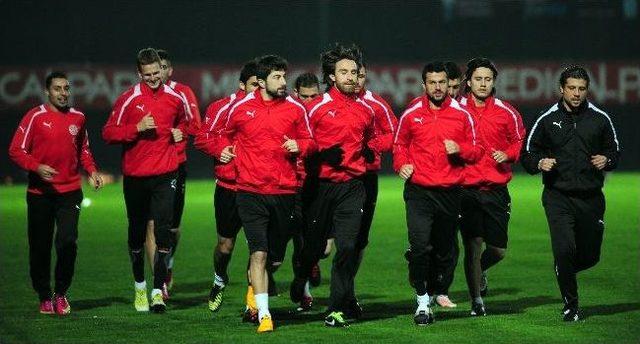 Medical Park Antalyaspor, Galatasaray Maçı Hazırlıklarına Devam Ediyor