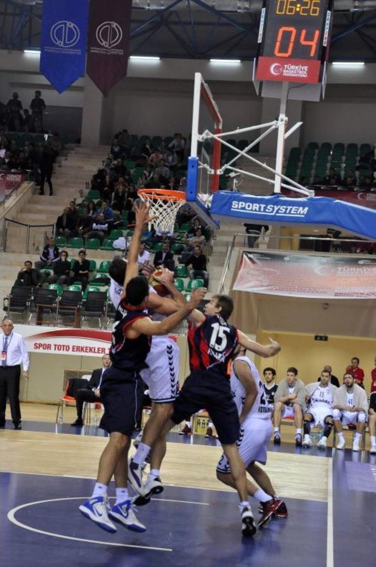 Beşiktaş: 86 &ndash; TED Ankara Kolejliler: 77