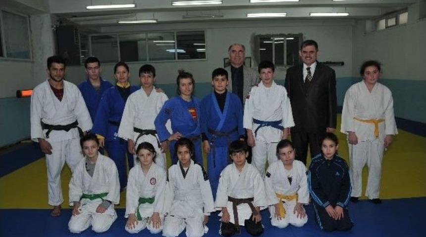 Başkan Aydınlı&rsquo;dan Antrenman Turu