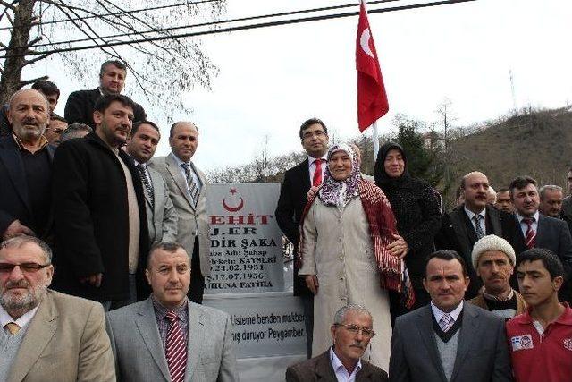 Şehit Olan Babası’nın Mezarını 59 Yıl Sonra Buldu