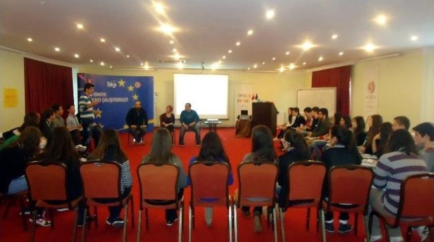 Avrupa Yakası Ab Gen&ccedil;lik Bilgilendirme Kampı