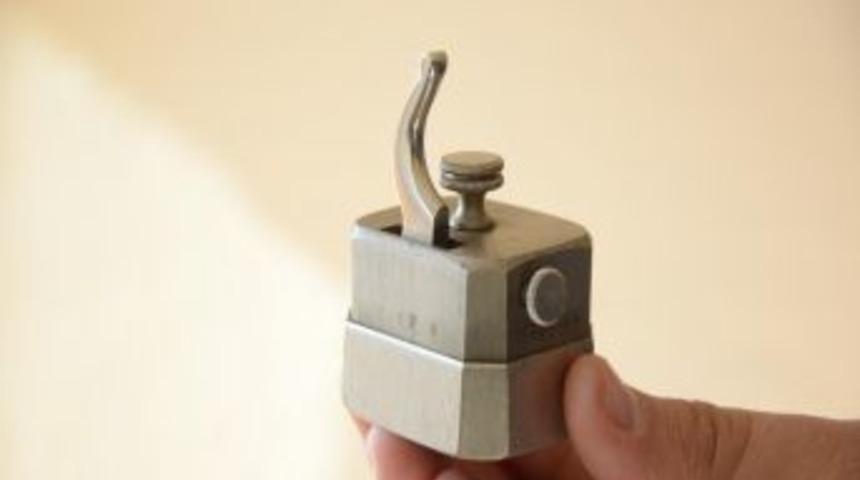 Uzluk'un Tıp Tarihi Koleksiyonu Konya K&uuml;t&uuml;phanesi'ne Kazandırıldı