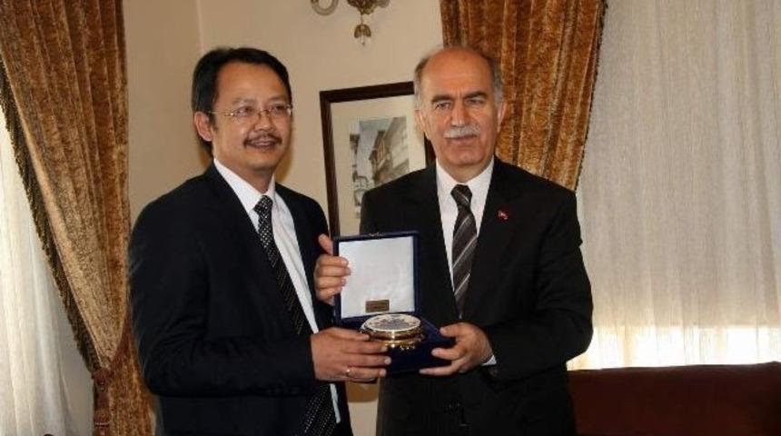 Endonezya Başkonsolosundan Vali Harput&rsquo;a Ziyaret