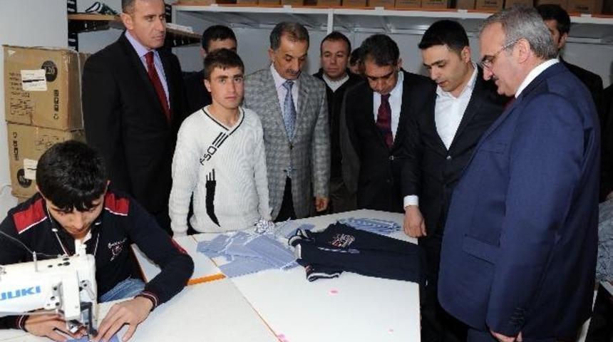 Vali Karaloğlu&rsquo;ndan Tekstilciye Moral Ziyareti