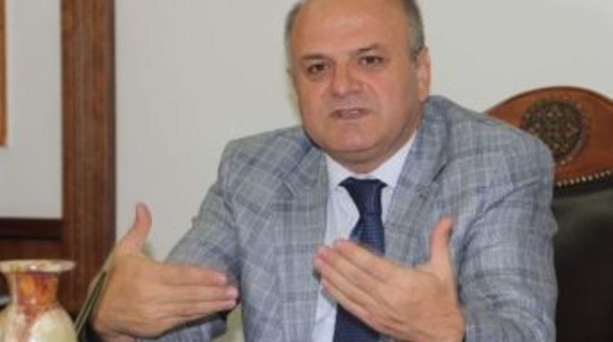 Vali &Ouml;zdemir &Ccedil;akacak, Ahiliğin Ders Olarak Okutulmasını İstedi