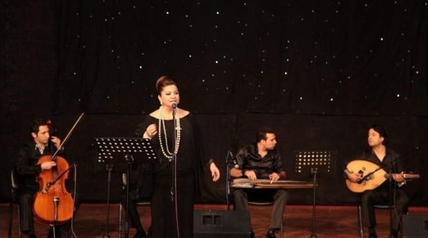 &Ccedil;iğdem G&uuml;rdal İle Grup İki Kelime Mest Etti