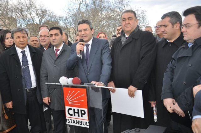 CHP'lilerden 'Topçu Kışlası' Eylemi