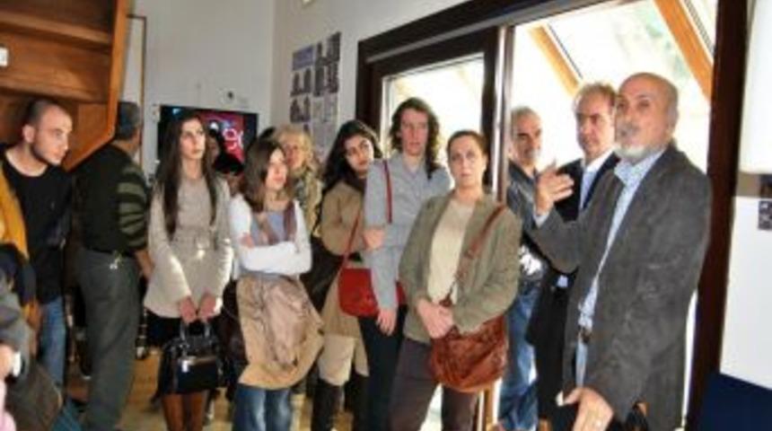 Mimarlar, Geleceğin G&uuml;neş Evlerini Tasarlıyor