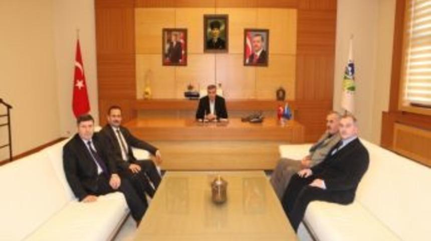 Kimse Yok Mu Derneği, Başkan To&ccedil;oğlu&rsquo;nu Ziyaret Etti&rlm;