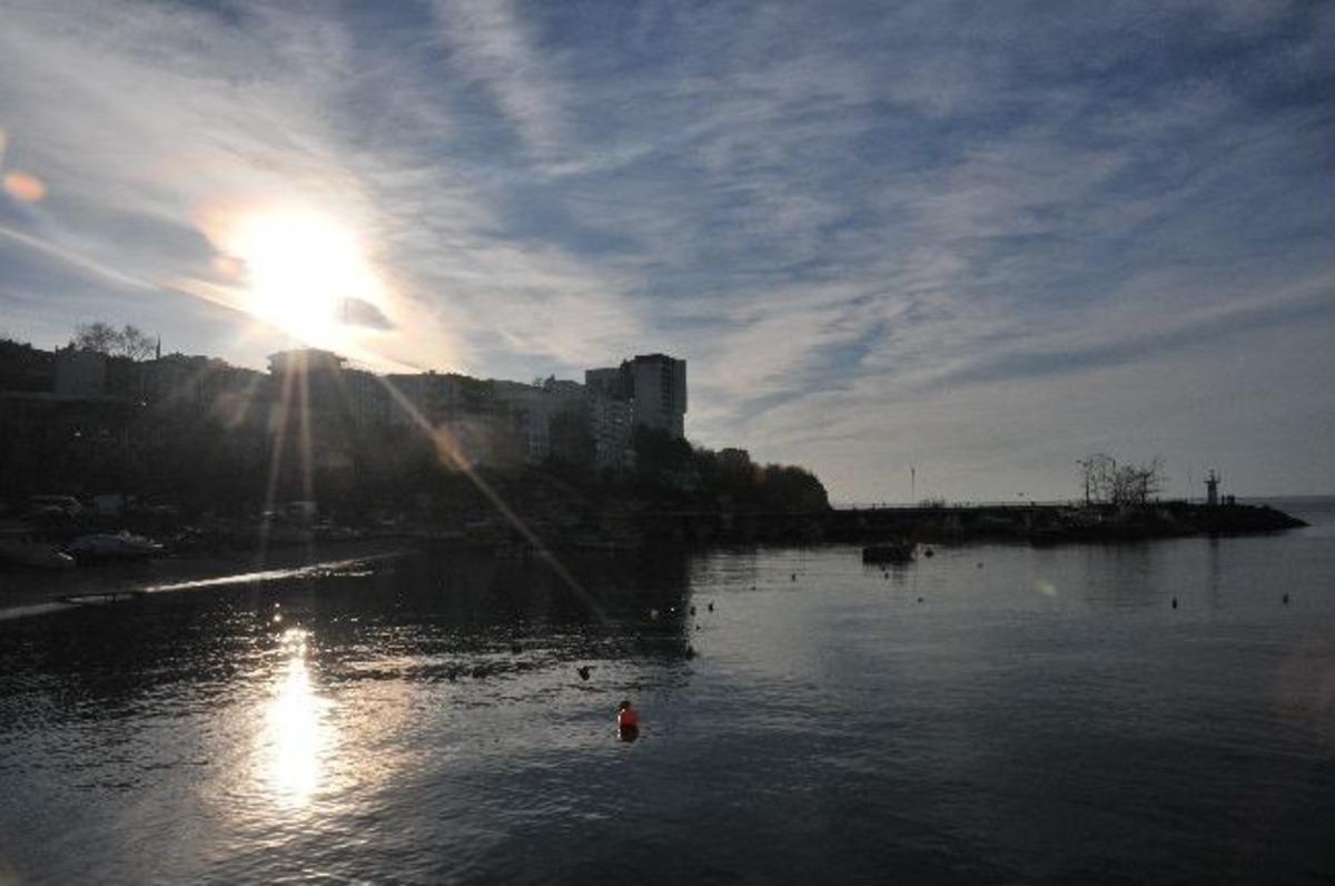 Ak&ccedil;akoca'da Sis Yerini G&uuml;neşli Havaya Bıraktı