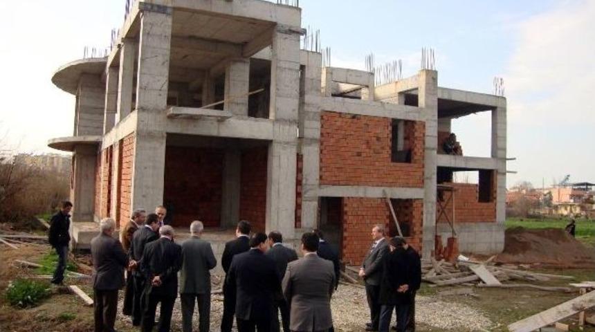 İl&ccedil;e M&uuml;ft&uuml;leri Salihli&rsquo;de Toplandı