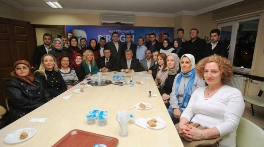 Karaosmanoğlu Ak Parti İzmit Kadın Kollarını Ağırladı