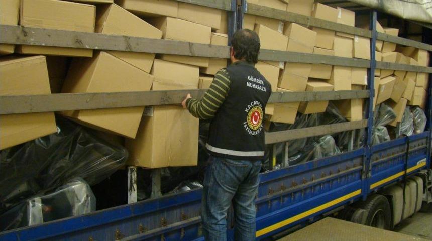 Kapıkule'de 5 Milyon 300 Bin Adet Filtreli Sigara Kağıdı Ele Ge&ccedil;irildi