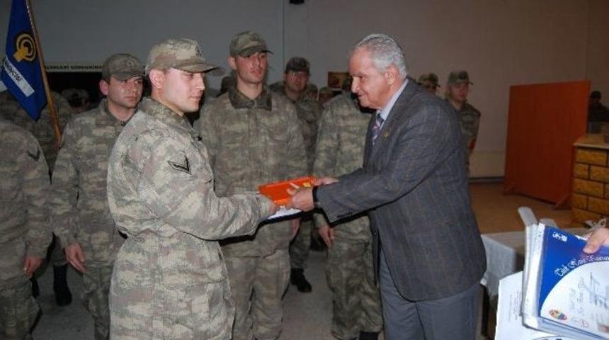 Askerlere Model U&ccedil;ak Kursu