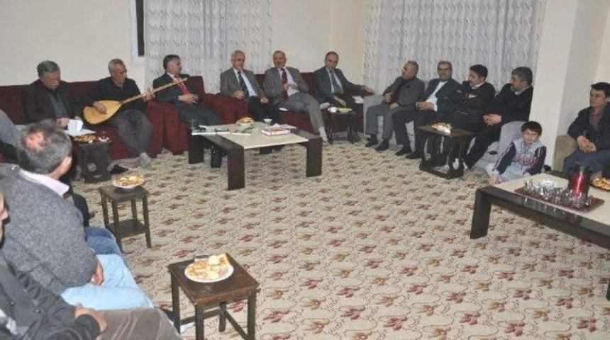 Yozgatlı Şair, Yazar Ve Aşıklar Akdağmadeni İl&ccedil;esinde Buluştu