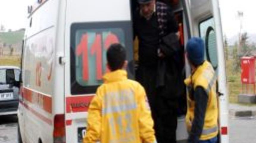 Besni'de Trafik Kazası: 1 Yaralı