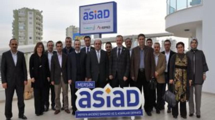 İşadamları &Uuml;lkeye Daha &Ccedil;ok Katkı Sunmak I&ccedil;in Işbirliği Yapacak