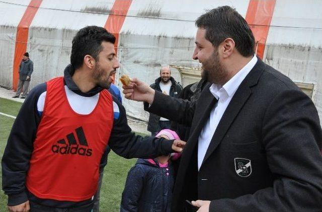 K&uuml;giad tan K&uuml;tahyaspor a Destek Ziyareti 1