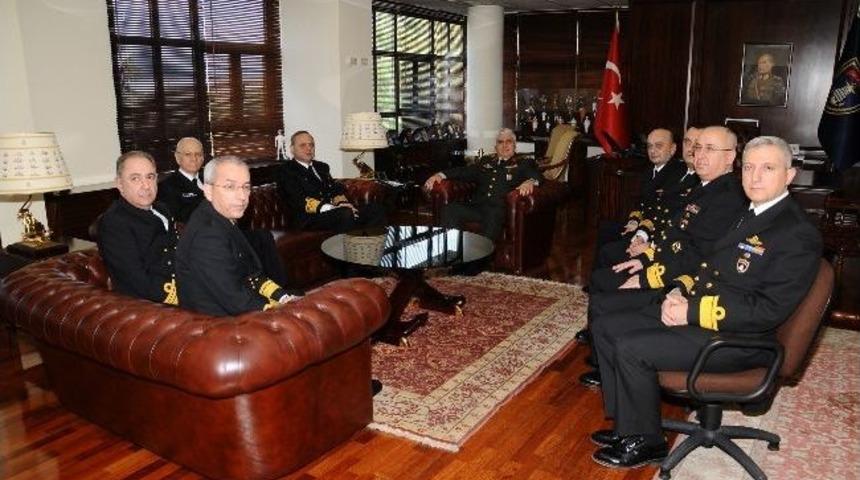 Orgeneral &Ouml;zel, Donanma Komutanlığı'na Atanan Koramiral Bostanoğlu'nu Ziyaret Etti