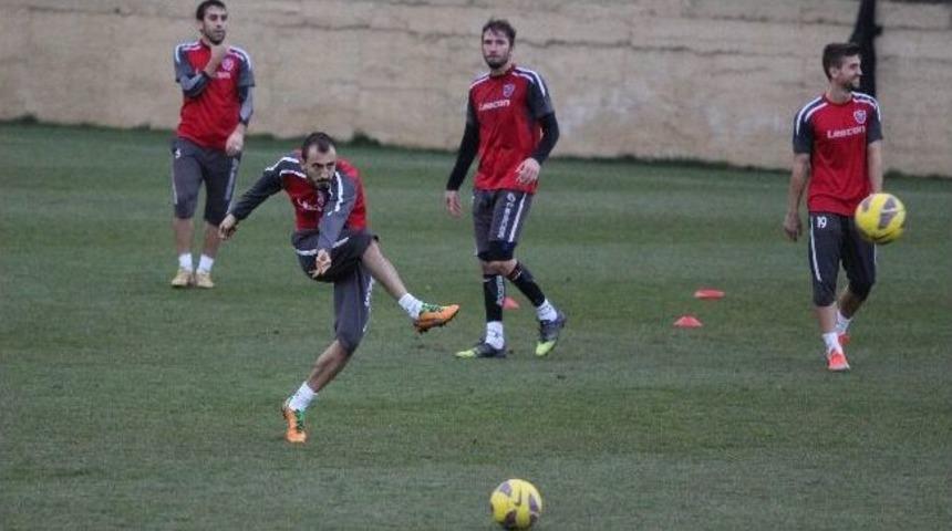 Karab&uuml;kspor&rsquo;da Bursaspor Ma&ccedil;ı Hazırlıkları S&uuml;r&uuml;yor