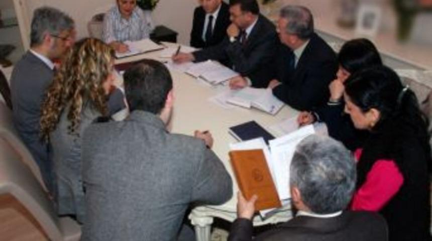 &ldquo;kadına Y&ouml;nelik Şiddet&rdquo; Giresun'da Ele Alınacak