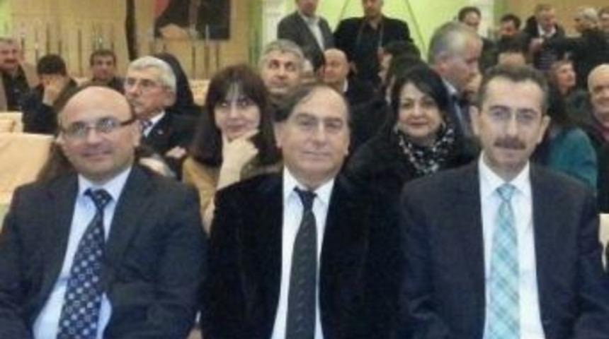 AK Partiler Altınova&acute;da buluştu