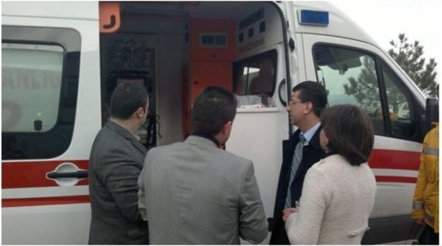 Devlet Hastanesine Yeni Ambulans