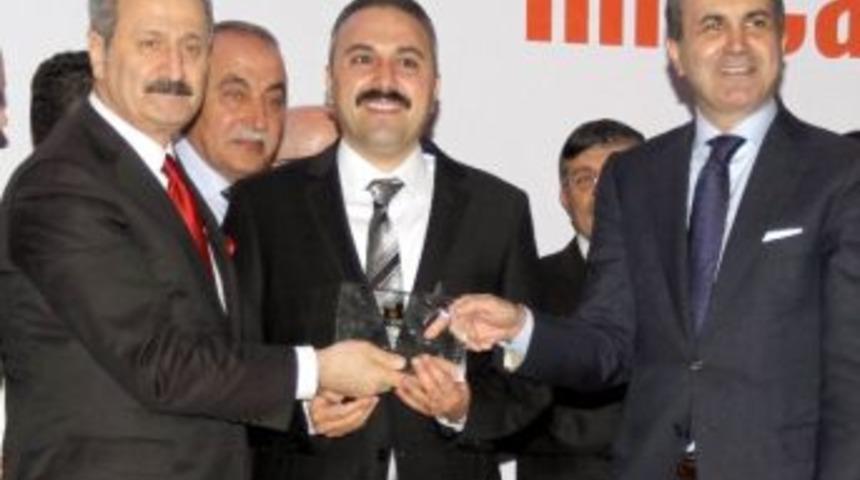 Lades Yeni Rekor Peşinde