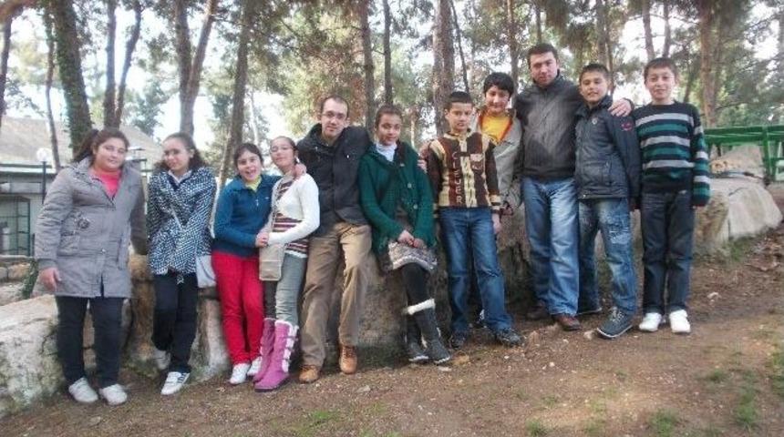 Ak&ccedil;ova&rsquo;da Başarılı &Ouml;ğrenciler &Ouml;d&uuml;llendirildi