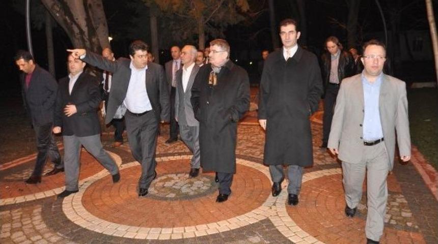 Eski Bakan G&ouml;nen İl&ccedil;esinde Temel Atma T&ouml;renine Katılacak