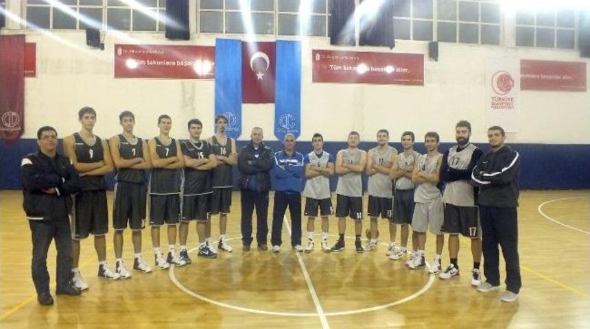 Kepez Basketbol Takımı 3. Lige Y&uuml;kseldi