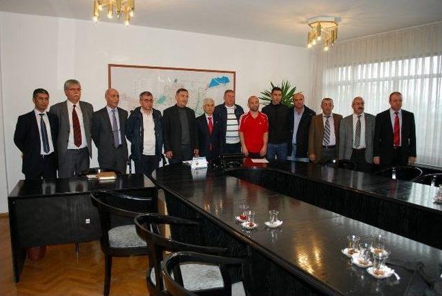 Salihli’de Taraftar İle Belediye Arasında Gerginlik 1